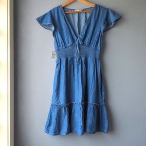 NWT Arizona juniors large blue faux denim chambray smocked knee length dress